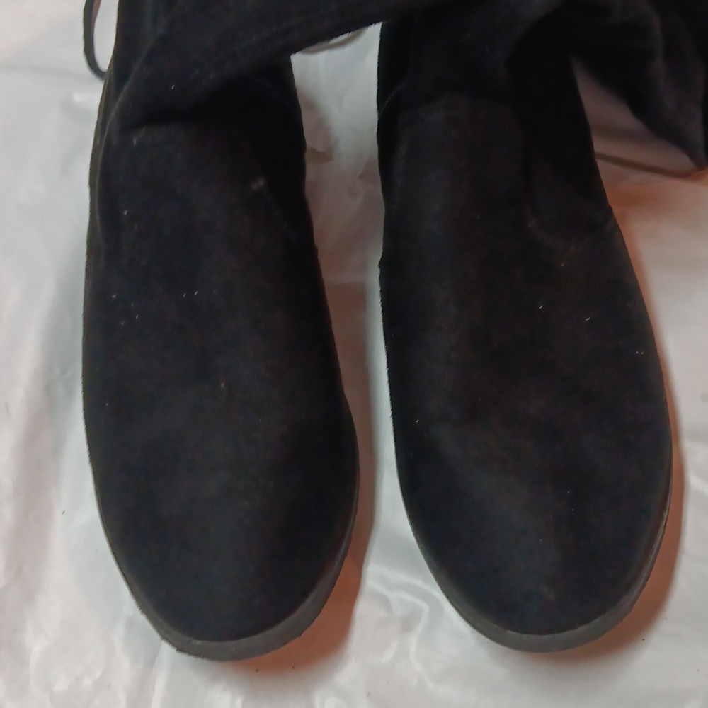 Wild Diva Women's Black Faux Suede Over-the-Knee Boots Size 7 - Picture 4 of 11